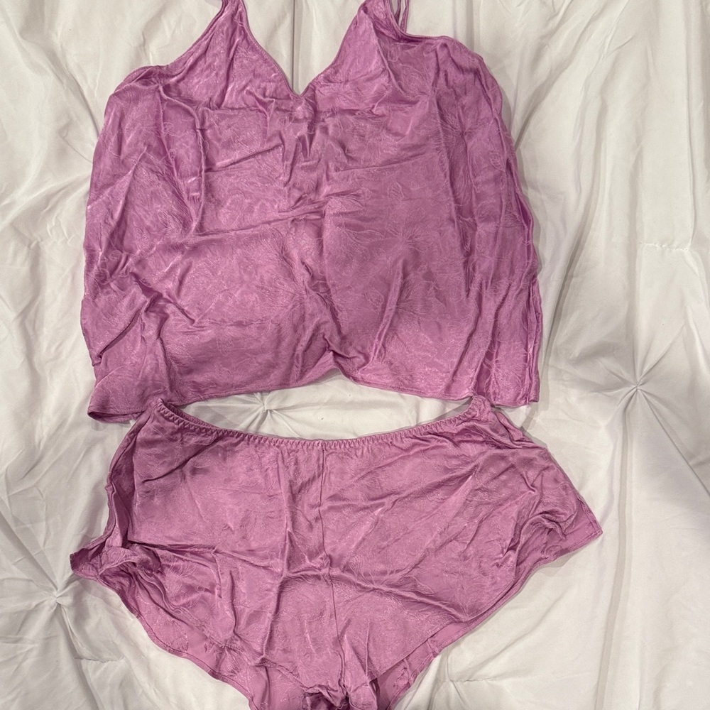 Victoria's Secret Lavender Sleepwear Set